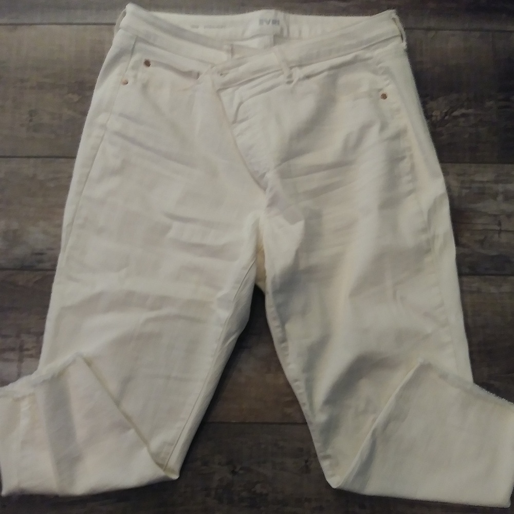 EVRI Straight Leg Jeans